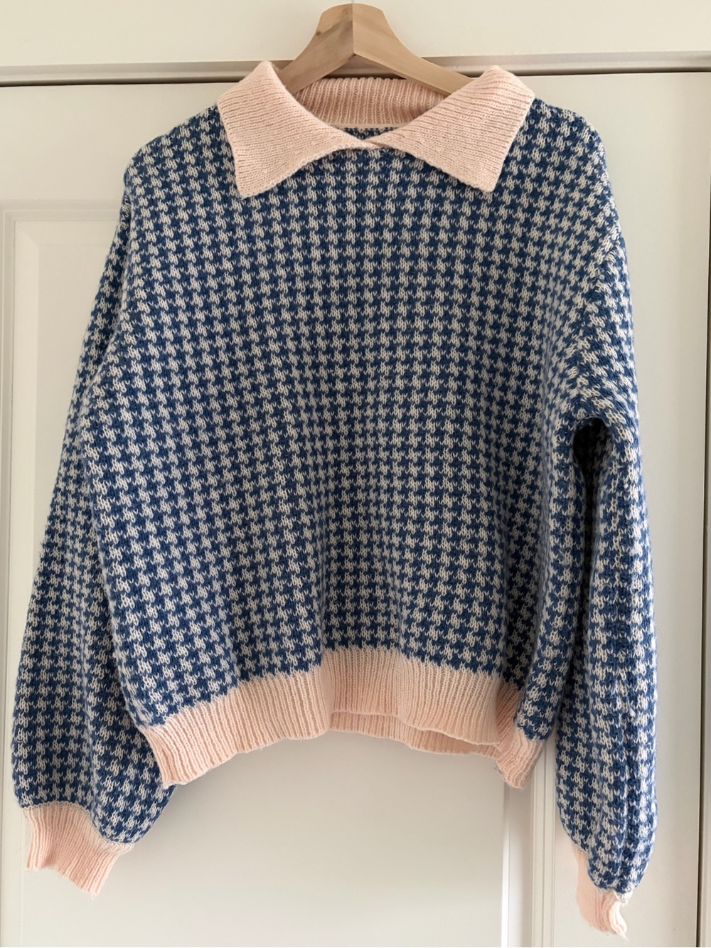 Blue and ivory Houndstooth Collared Women's Sweater